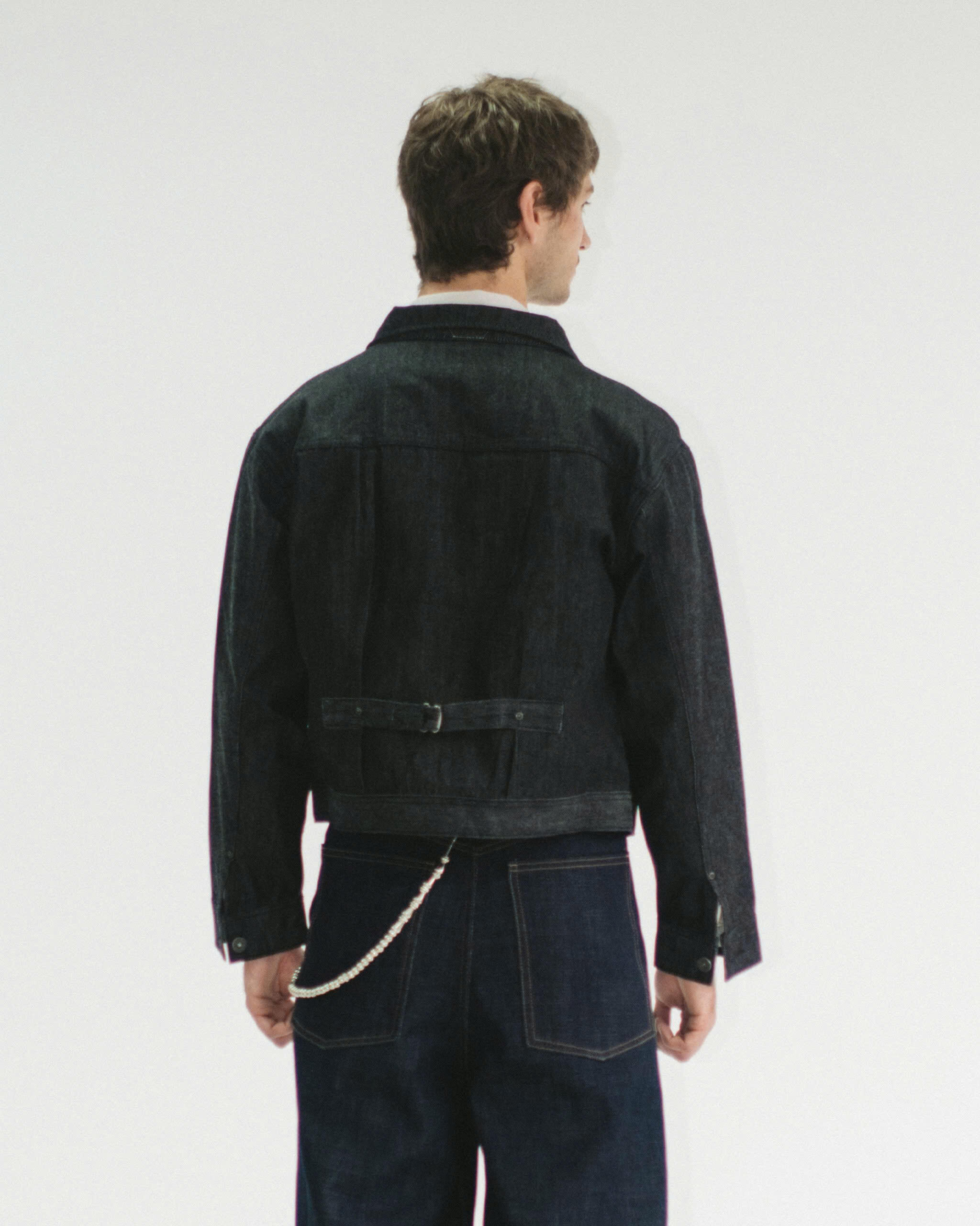 Back View (Waist Detail) - Shot by Truong Thanh (@883dpi)