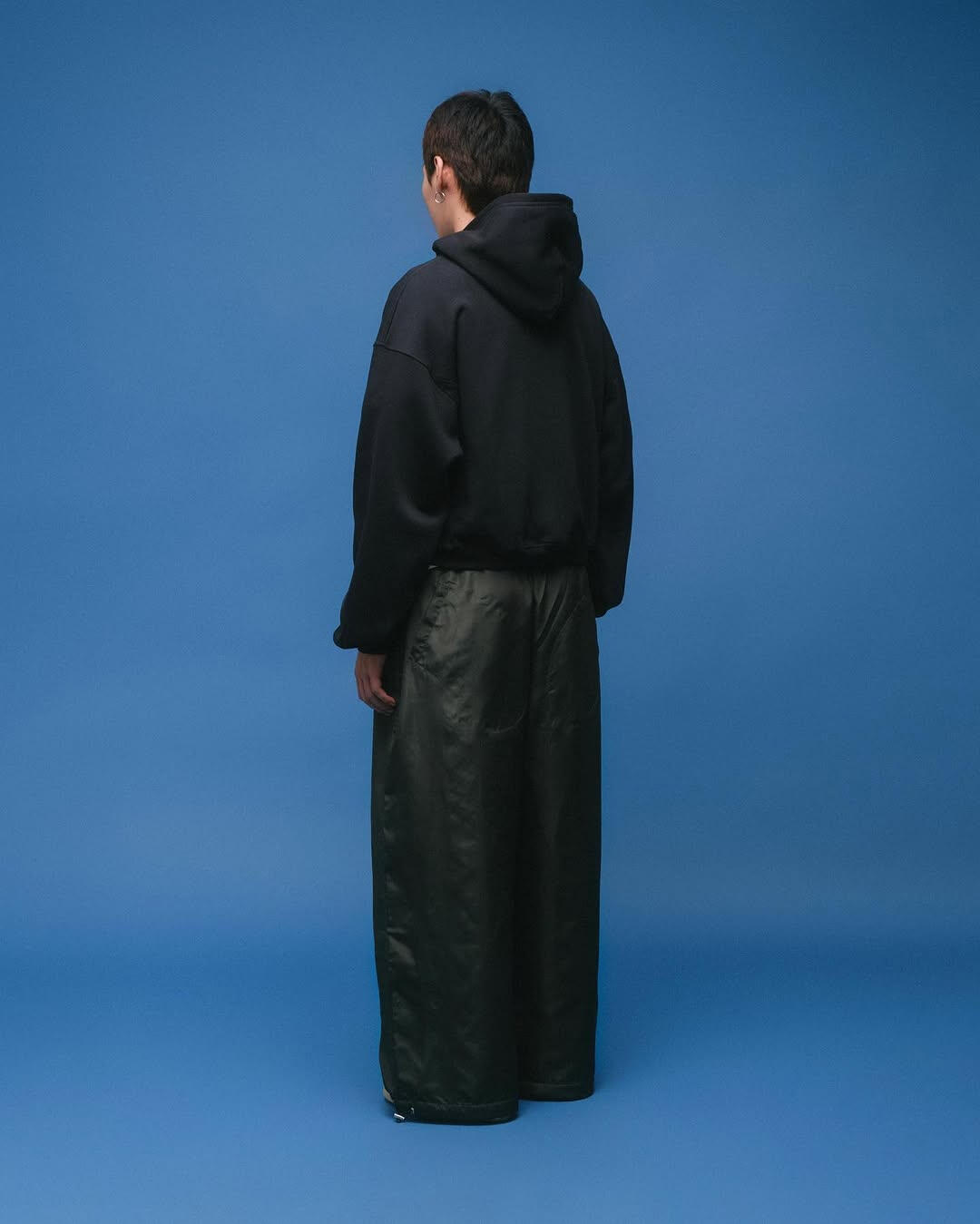 Rear View with Hood Down - Shot by Dang Hoang An (@hoangan.raw)